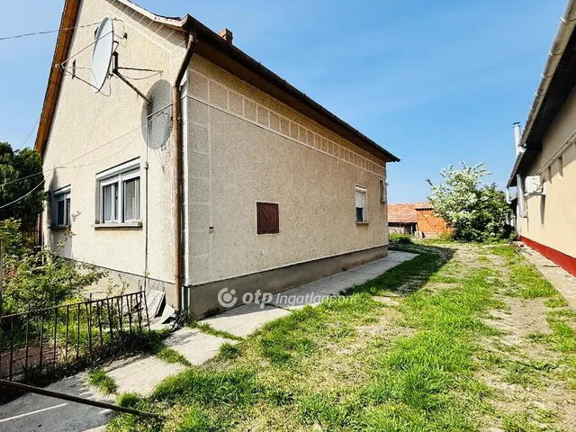 Eladó ház Püspökladány 100 nm