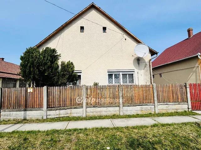 Eladó ház Püspökladány 100 nm