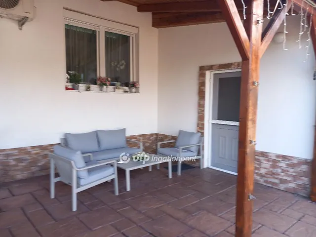 Eladó ház Téglás 100 nm