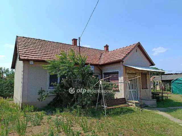Eladó ház Hajdúhadház 52 nm
