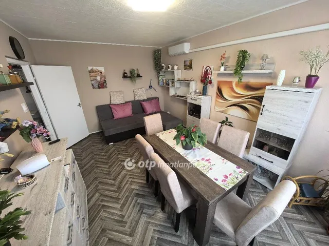 Eladó lakás Debrecen 71 nm