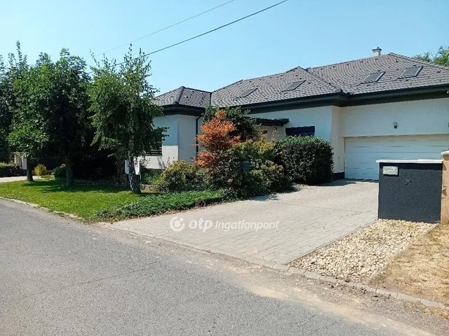Eladó ház Debrecen 182 nm