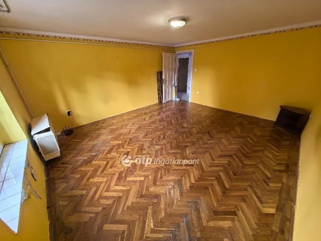 Eladó lakás Debrecen 76 nm