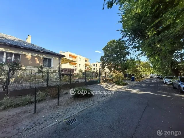 Eladó garázs Debrecen 19 nm