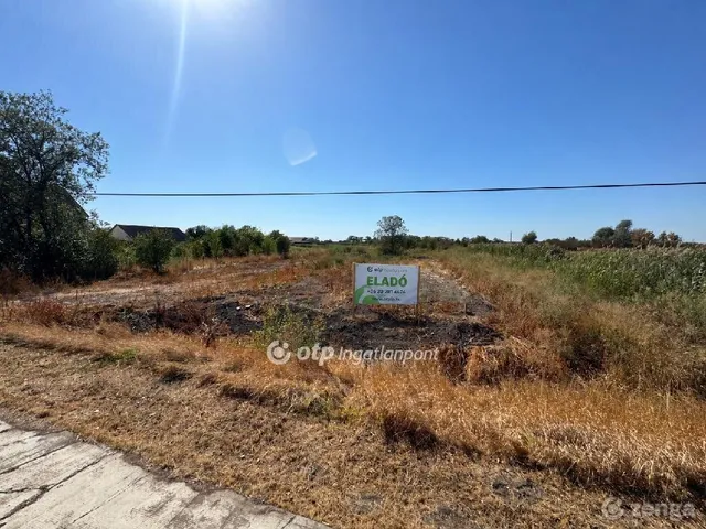 Eladó telek Nádudvar 1319 nm