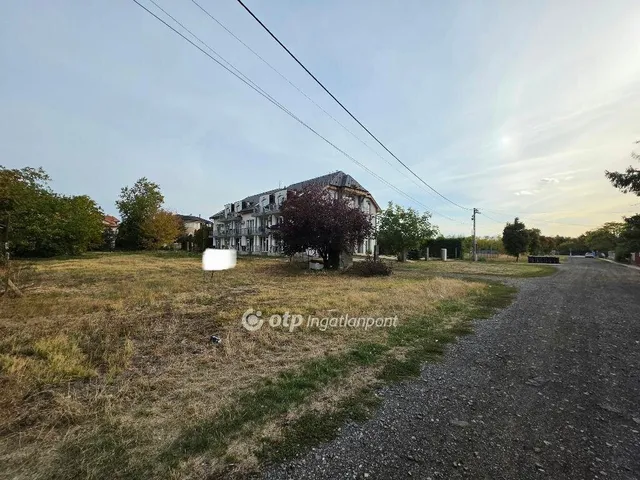 Eladó telek Hajdúszoboszló 1362 nm