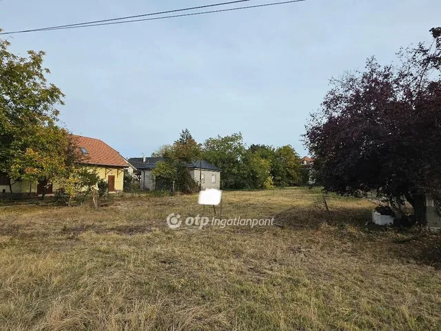 Eladó telek Hajdúszoboszló 1362 nm
