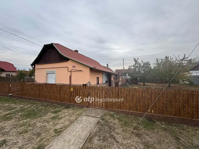 Eladó ház Nádudvar 60 nm