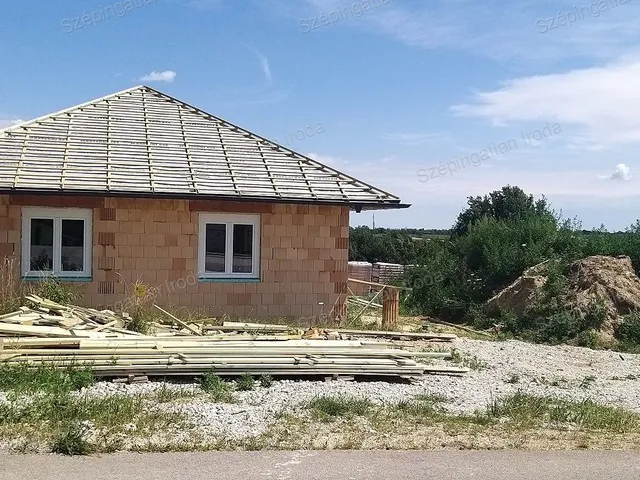 Eladó ház Kópháza 100 nm