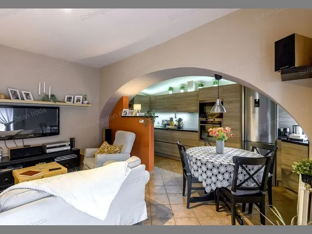 Eladó lakás Sopron, Belváros 61 nm