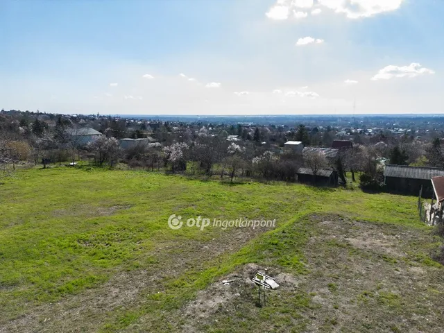 Eladó telek Budapest XXII. kerület 1352 nm