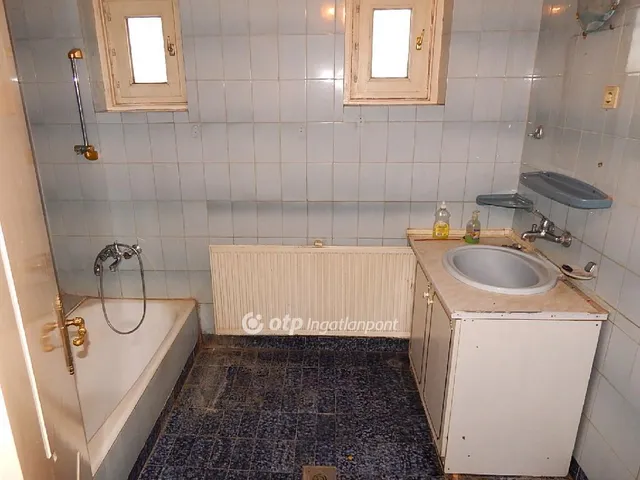 Eladó ház Páty 246 nm