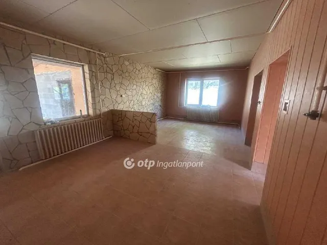 Eladó ház Alsópetény 74 nm