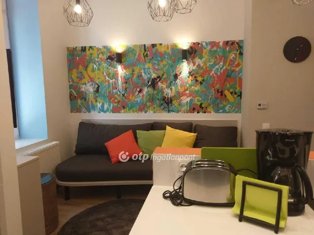 Eladó lakás Budapest VI. kerület 71 nm