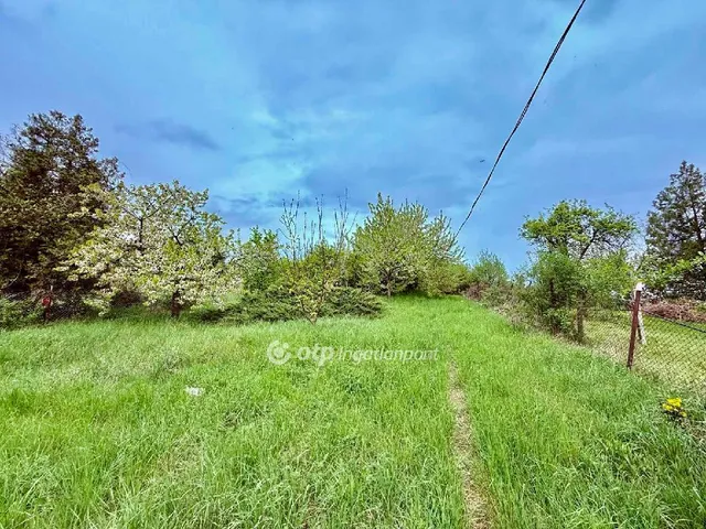 Eladó telek Solymár 1504 nm