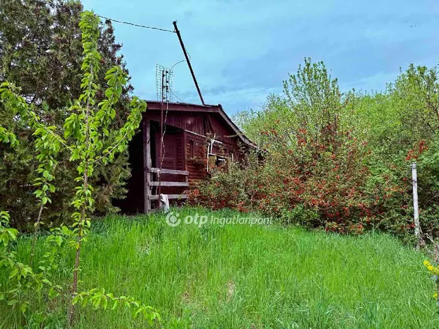 Eladó telek Solymár 1504 nm