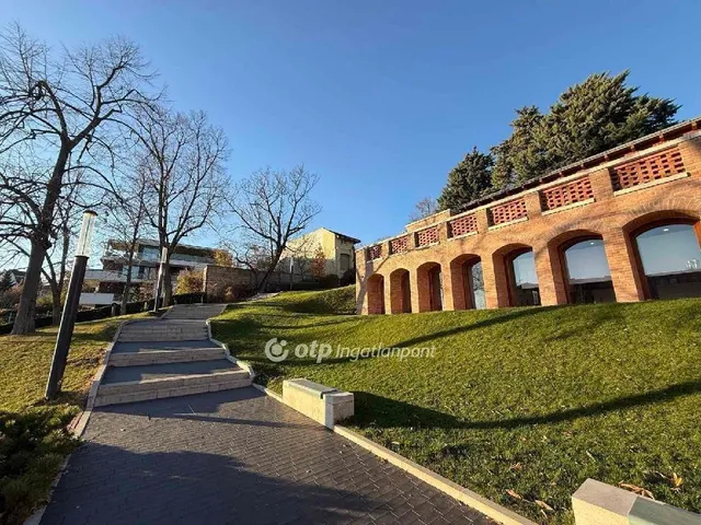 Eladó lakás Budapest II. kerület 74 nm