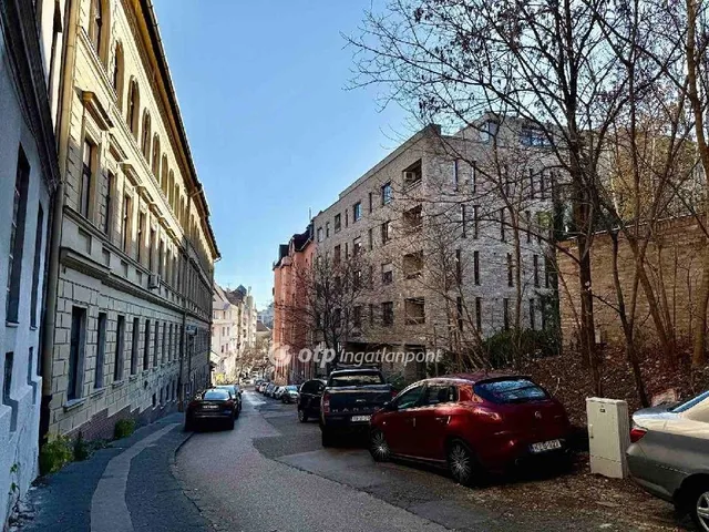 Eladó lakás Budapest II. kerület 74 nm