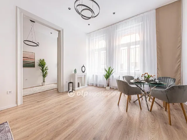 Eladó lakás Budapest I. kerület 85 nm