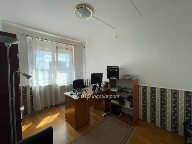 Eladó lakás Budapest VIII. kerület, Kerepesdűlő 64 nm