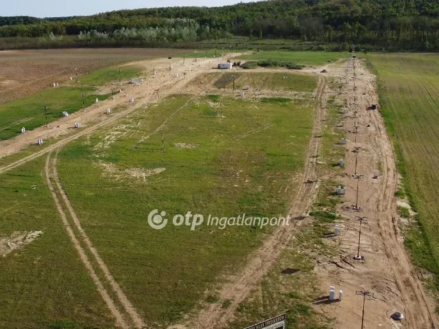 Eladó telek Isaszeg 804 nm