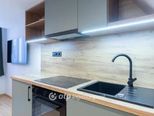 Eladó lakás Budapest VI. kerület 28 nm