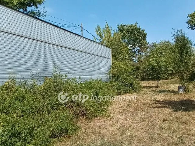 Eladó telek Budapest XI. kerület 1300 nm