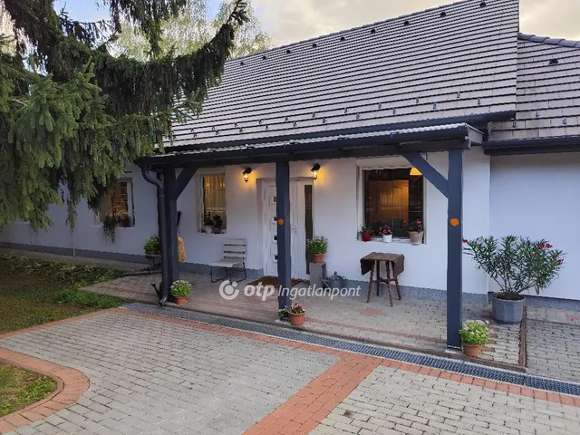 Eladó ház Érd 163 nm