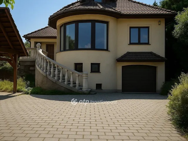 Eladó ház Érd 272 nm