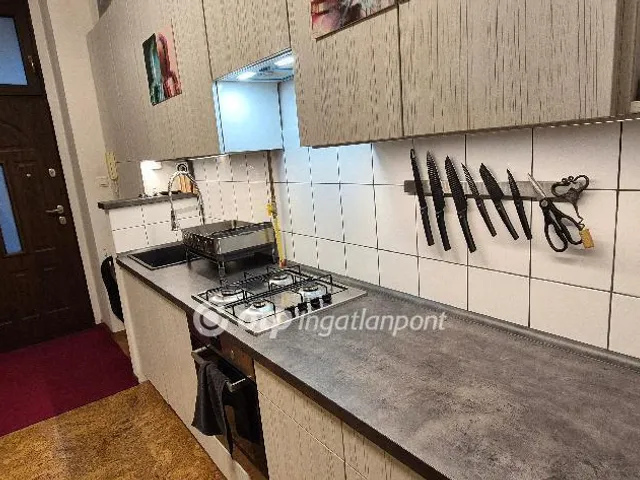 Eladó lakás Budapest III. kerület 55 nm