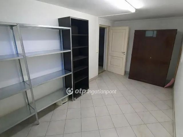 Eladó lakás Budapest III. kerület, Csillaghegy 77 nm