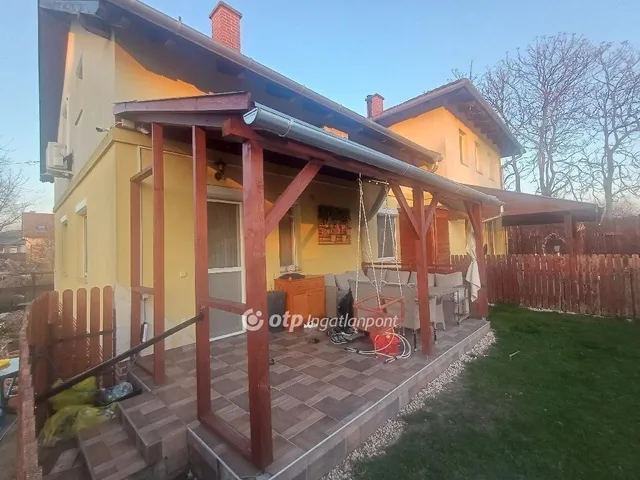 Eladó ház Üllő 92 nm