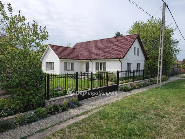 Eladó ház Érd, Városközpont 96 nm