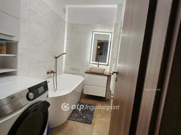 Eladó lakás Budapest XXI. kerület 97 nm