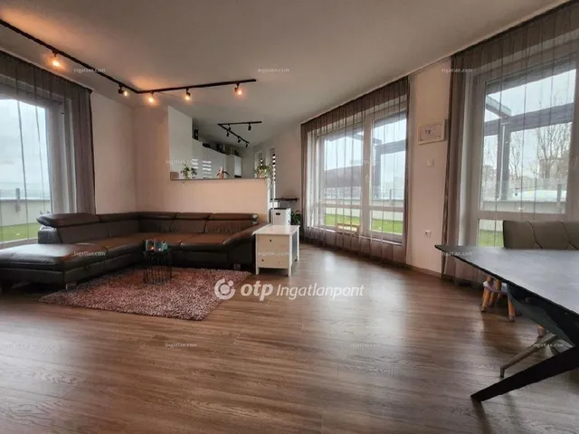 Eladó lakás Budapest XXI. kerület 97 nm