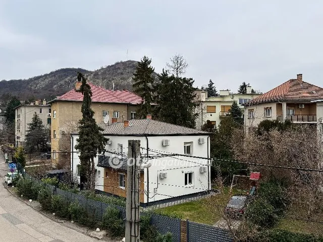 Eladó lakás Budapest XI. kerület 71 nm