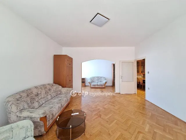 Eladó lakás Budapest I. kerület 67 nm