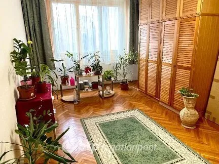 Eladó lakás Budapest III. kerület 52 nm