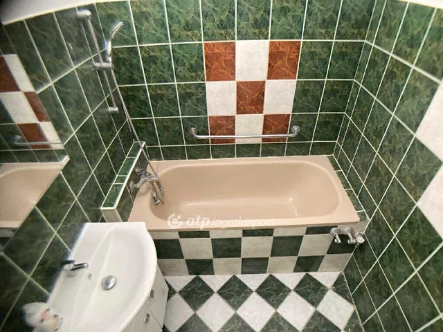 Eladó lakás Budapest III. kerület 51 nm