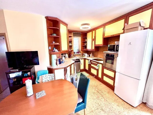 Eladó lakás Budapest IV. kerület 65 nm