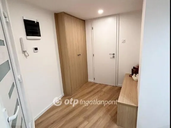 Eladó lakás Budapest VIII. kerület 16 nm