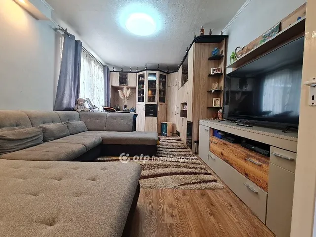 Eladó lakás Budapest III. kerület 57 nm