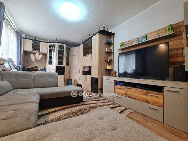 Eladó lakás Budapest III. kerület 57 nm
