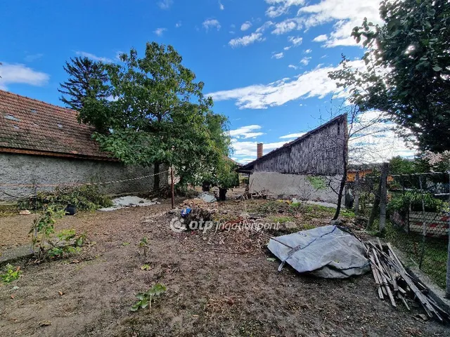 Eladó ház Pomáz 135 nm