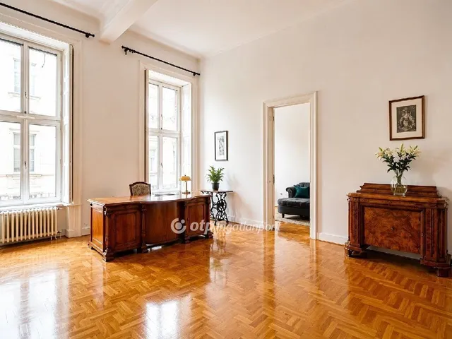 Eladó lakás Budapest V. kerület 106 nm