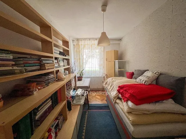Eladó lakás Budapest III. kerület 70 nm