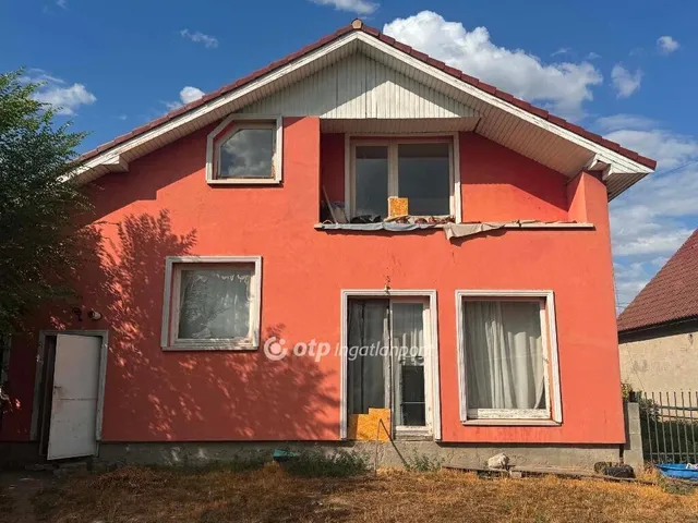 Eladó ház Nagykáta 170 nm