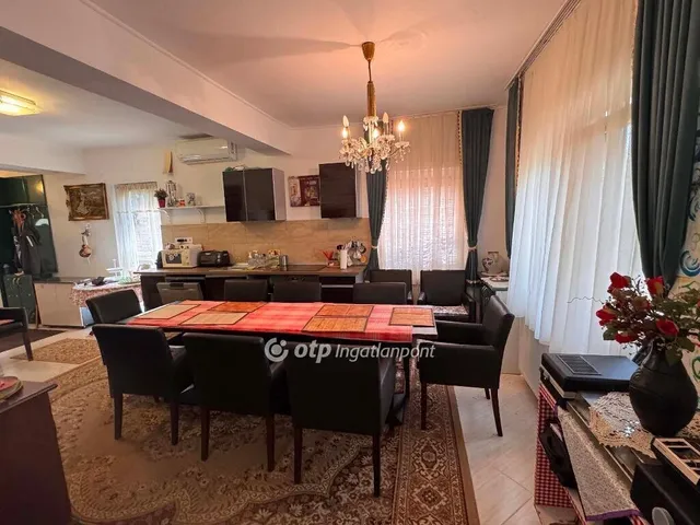 Eladó ház Cegléd 138 nm