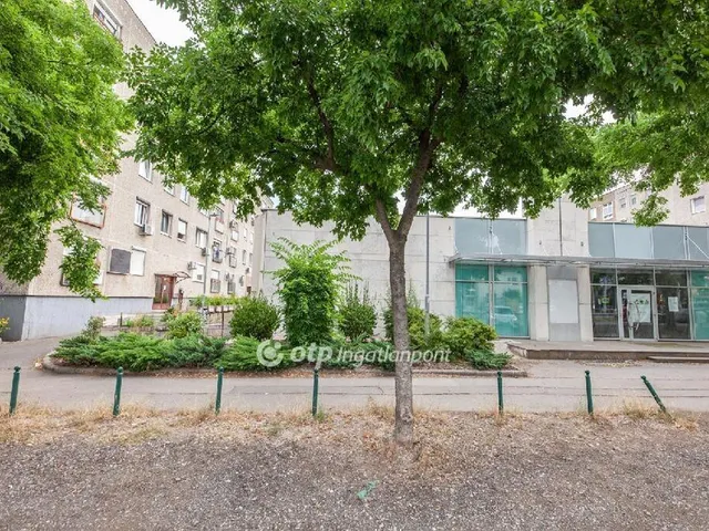 Eladó kereskedelmi és ipari ingatlan Budapest XIV. kerület, Alsórákos 806 nm
