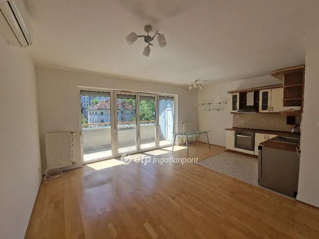 Eladó lakás Budapest IV. kerület 55 nm